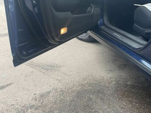 Синій Тойота Авенсіс, об'ємом двигуна 2 л та пробігом 320 тис. км за 2600 $, фото 17 на Automoto.ua