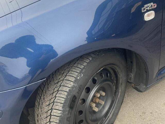 Синій Тойота Авенсіс, об'ємом двигуна 2 л та пробігом 320 тис. км за 2600 $, фото 9 на Automoto.ua