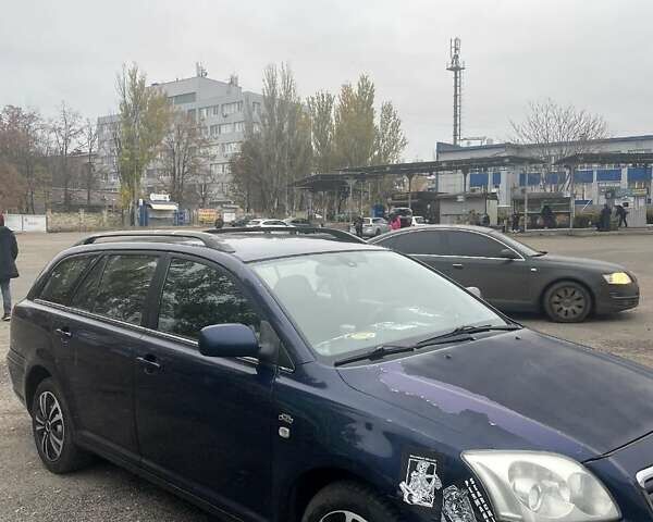 Синий Тойота Авенсис, объемом двигателя 2 л и пробегом 320 тыс. км за 1799 $, фото 11 на Automoto.ua