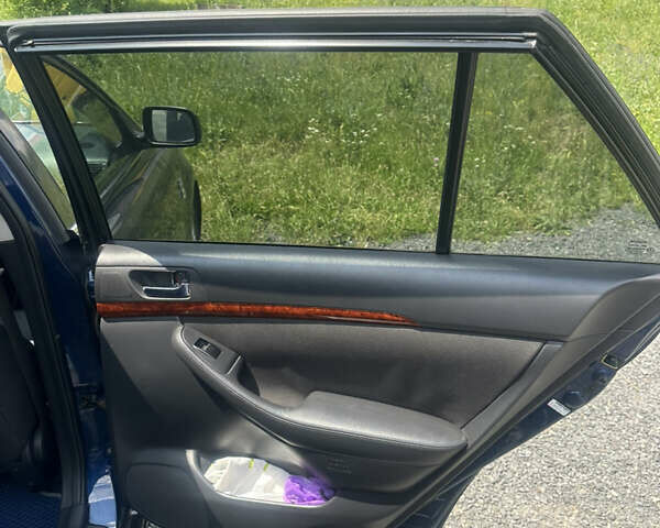 Синій Тойота Авенсіс, об'ємом двигуна 2.23 л та пробігом 240 тис. км за 5250 $, фото 9 на Automoto.ua