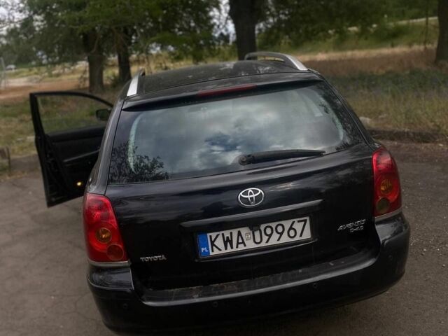 Синий Тойота Авенсис, объемом двигателя 2 л и пробегом 300 тыс. км за 2199 $, фото 5 на Automoto.ua