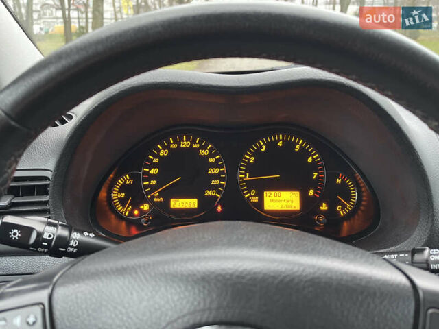 Синій Тойота Авенсіс, об'ємом двигуна 1.8 л та пробігом 217 тис. км за 6800 $, фото 27 на Automoto.ua