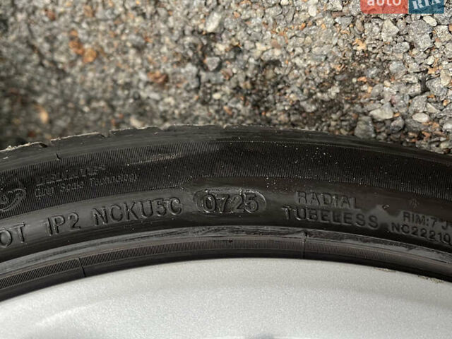 Синій Тойота Авенсіс, об'ємом двигуна 1.8 л та пробігом 217 тис. км за 6800 $, фото 33 на Automoto.ua