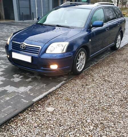 Синій Тойота Авенсіс, об'ємом двигуна 2 л та пробігом 324 тис. км за 5600 $, фото 1 на Automoto.ua