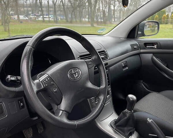 Синий Тойота Авенсис, объемом двигателя 1.8 л и пробегом 217 тыс. км за 6699 $, фото 15 на Automoto.ua