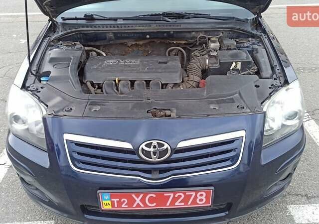 Синий Тойота Авенсис, объемом двигателя 1.8 л и пробегом 250 тыс. км за 6700 $, фото 12 на Automoto.ua