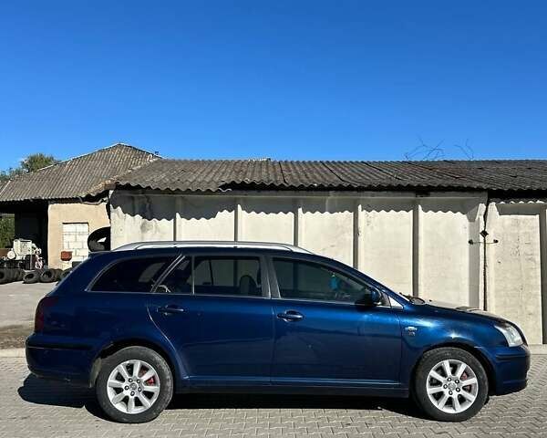 Синий Тойота Авенсис, объемом двигателя 2.23 л и пробегом 250 тыс. км за 5200 $, фото 2 на Automoto.ua