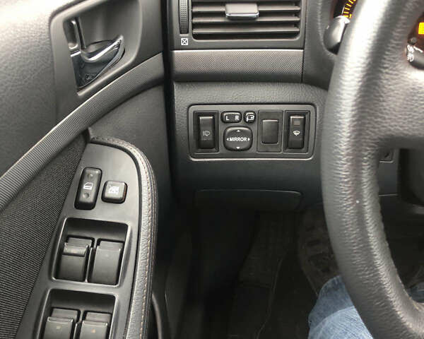 Синій Тойота Авенсіс, об'ємом двигуна 1.79 л та пробігом 212 тис. км за 7199 $, фото 9 на Automoto.ua