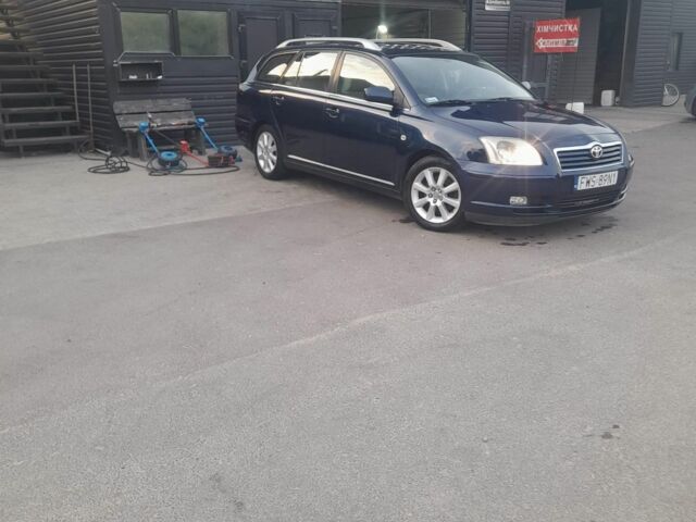 Синий Тойота Авенсис, объемом двигателя 2 л и пробегом 290 тыс. км за 2600 $, фото 1 на Automoto.ua