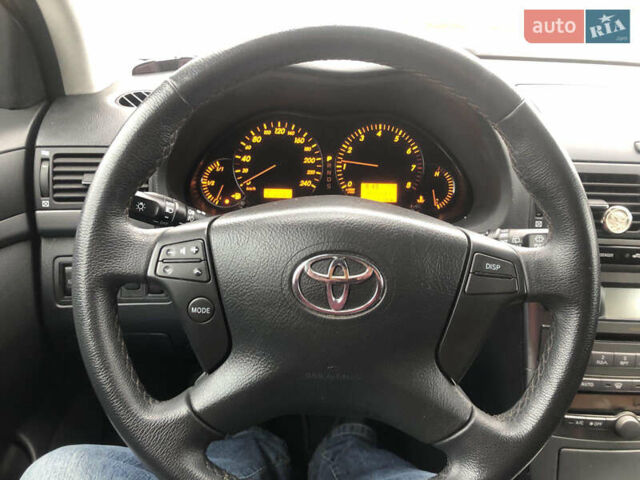 Синій Тойота Авенсіс, об'ємом двигуна 1.79 л та пробігом 212 тис. км за 7199 $, фото 8 на Automoto.ua