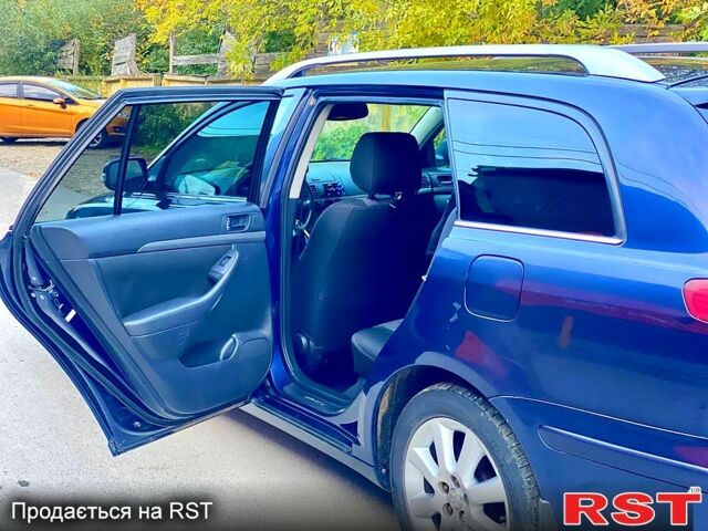 Синій Тойота Авенсіс, об'ємом двигуна 2 л та пробігом 232 тис. км за 5500 $, фото 9 на Automoto.ua