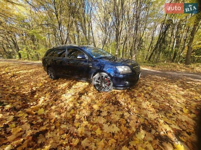 Синий Тойота Авенсис, объемом двигателя 2.2 л и пробегом 225 тыс. км за 6350 $, фото 7 на Automoto.ua