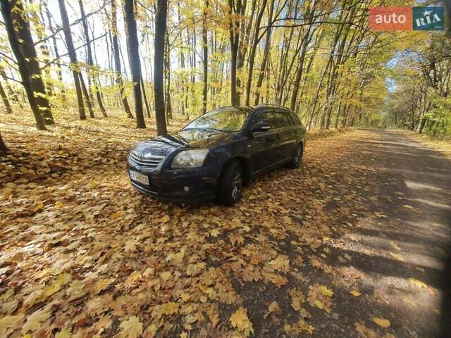 Синий Тойота Авенсис, объемом двигателя 2.2 л и пробегом 225 тыс. км за 6300 $, фото 4 на Automoto.ua