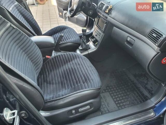 Синий Тойота Авенсис, объемом двигателя 2.2 л и пробегом 225 тыс. км за 6350 $, фото 25 на Automoto.ua