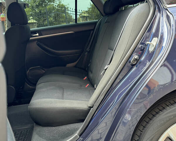 Синий Тойота Авенсис, объемом двигателя 1.8 л и пробегом 233 тыс. км за 4999 $, фото 39 на Automoto.ua