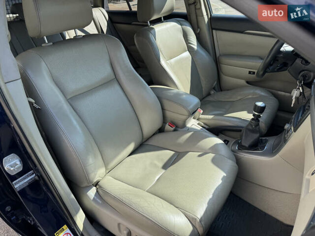 Синий Тойота Авенсис, объемом двигателя 2.23 л и пробегом 273 тыс. км за 5999 $, фото 12 на Automoto.ua