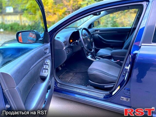 Синій Тойота Авенсіс, об'ємом двигуна 2 л та пробігом 232 тис. км за 5500 $, фото 12 на Automoto.ua