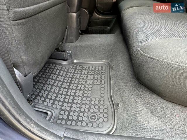 Синий Тойота Авенсис, объемом двигателя 1.8 л и пробегом 233 тыс. км за 4999 $, фото 38 на Automoto.ua