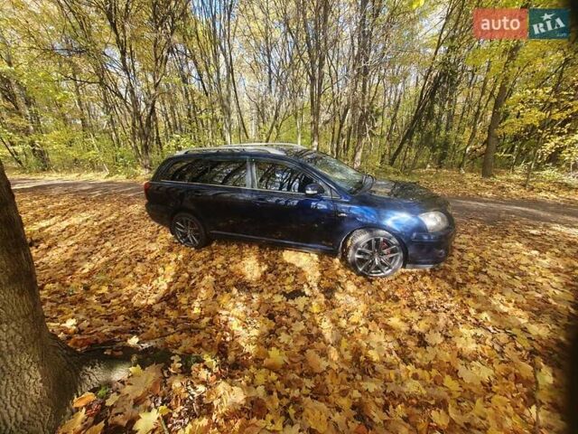 Синий Тойота Авенсис, объемом двигателя 2.2 л и пробегом 225 тыс. км за 6350 $, фото 9 на Automoto.ua