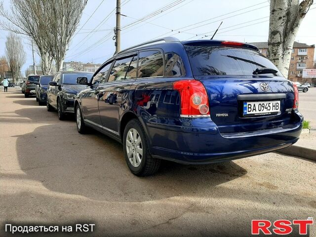 Синий Тойота Авенсис, объемом двигателя 2.2 л и пробегом 265 тыс. км за 6100 $, фото 3 на Automoto.ua