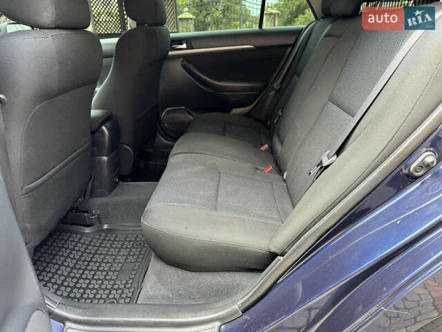 Синий Тойота Авенсис, объемом двигателя 1.8 л и пробегом 233 тыс. км за 4999 $, фото 40 на Automoto.ua