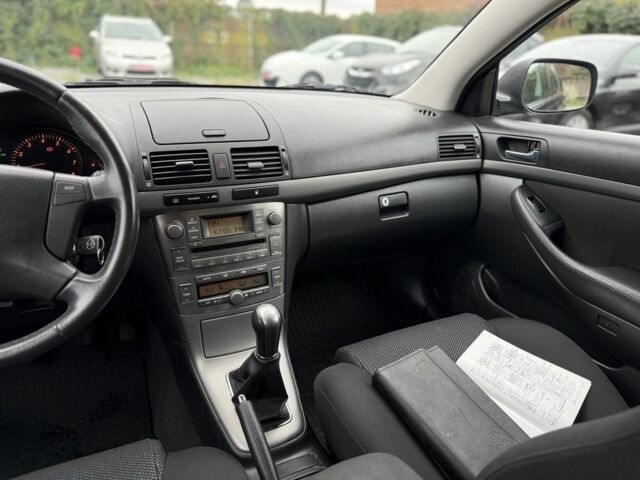 Синий Тойота Авенсис, объемом двигателя 1.8 л и пробегом 202 тыс. км за 7699 $, фото 7 на Automoto.ua