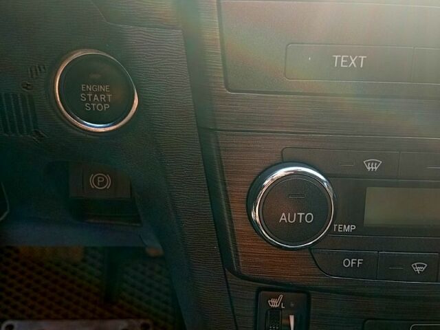 Синій Тойота Авенсіс, об'ємом двигуна 2 л та пробігом 60 тис. км за 9400 $, фото 9 на Automoto.ua