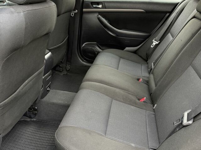 Синий Тойота Авенсис, объемом двигателя 1.8 л и пробегом 202 тыс. км за 7699 $, фото 19 на Automoto.ua