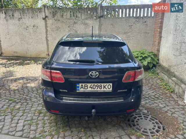 Синий Тойота Авенсис, объемом двигателя 2 л и пробегом 270 тыс. км за 7700 $, фото 3 на Automoto.ua