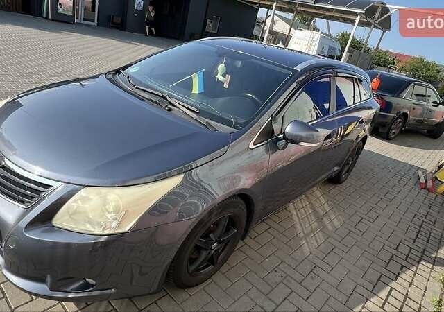 Синий Тойота Авенсис, объемом двигателя 2 л и пробегом 263 тыс. км за 8700 $, фото 1 на Automoto.ua