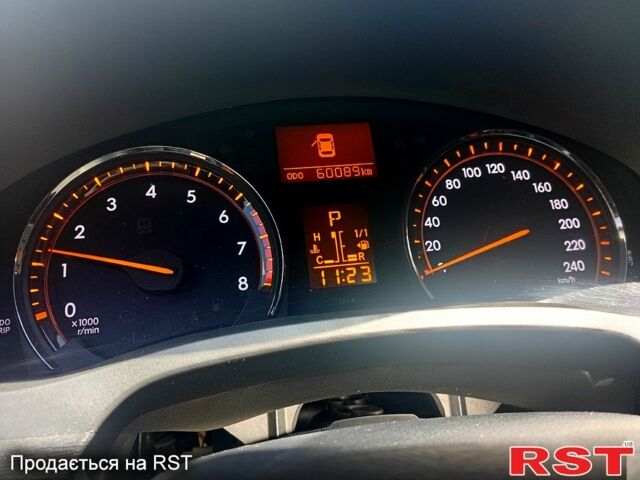 Синій Тойота Авенсіс, об'ємом двигуна 2 л та пробігом 60 тис. км за 9400 $, фото 7 на Automoto.ua