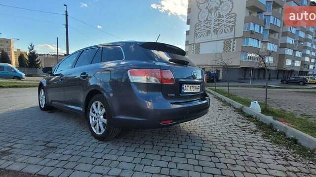 Синий Тойота Авенсис, объемом двигателя 2.23 л и пробегом 288 тыс. км за 7999 $, фото 5 на Automoto.ua