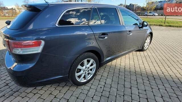 Синий Тойота Авенсис, объемом двигателя 2.23 л и пробегом 288 тыс. км за 7999 $, фото 2 на Automoto.ua