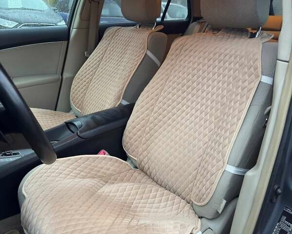 Синий Тойота Авенсис, объемом двигателя 1.99 л и пробегом 209 тыс. км за 9500 $, фото 14 на Automoto.ua