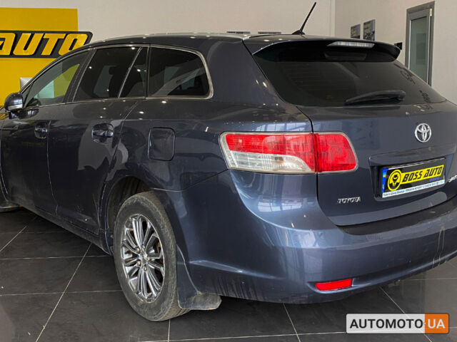 Синий Тойота Авенсис, объемом двигателя 1.8 л и пробегом 201 тыс. км за 9850 $, фото 4 на Automoto.ua