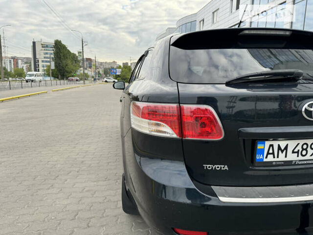 Синій Тойота Авенсіс, об'ємом двигуна 2 л та пробігом 280 тис. км за 8500 $, фото 47 на Automoto.ua