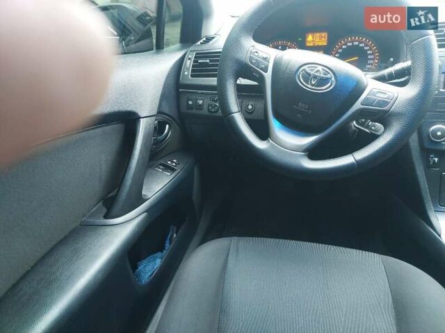 Синий Тойота Авенсис, объемом двигателя 1.8 л и пробегом 255 тыс. км за 8200 $, фото 9 на Automoto.ua