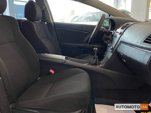 Синий Тойота Авенсис, объемом двигателя 1.8 л и пробегом 201 тыс. км за 9850 $, фото 18 на Automoto.ua