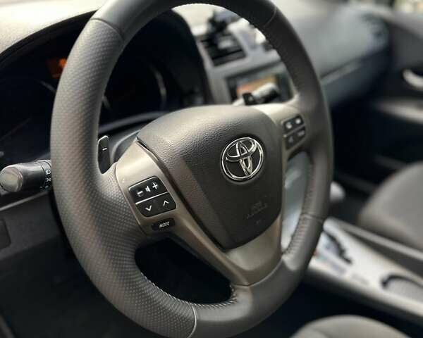 Синий Тойота Авенсис, объемом двигателя 2.23 л и пробегом 261 тыс. км за 10200 $, фото 20 на Automoto.ua