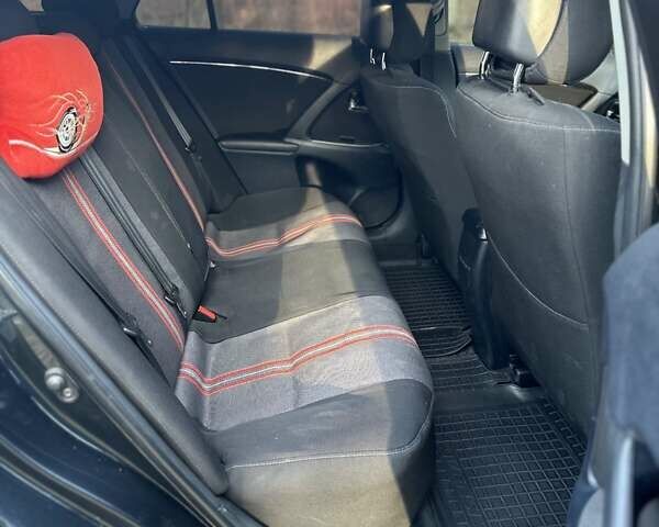 Синій Тойота Авенсіс, об'ємом двигуна 2 л та пробігом 280 тис. км за 8200 $, фото 10 на Automoto.ua