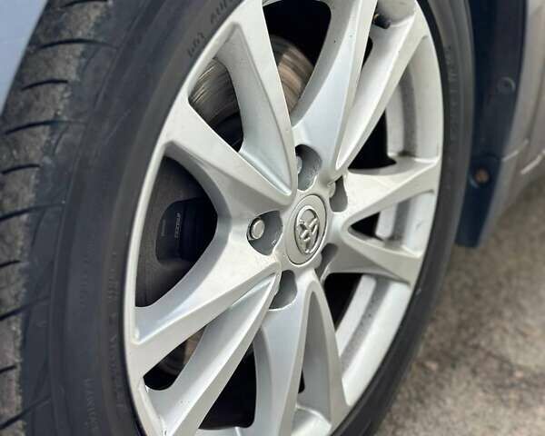 Синий Тойота Авенсис, объемом двигателя 2.23 л и пробегом 261 тыс. км за 10200 $, фото 3 на Automoto.ua