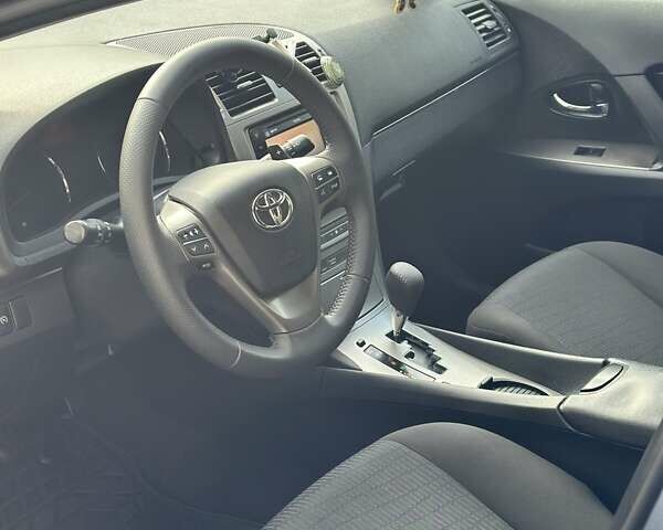 Синий Тойота Авенсис, объемом двигателя 2.23 л и пробегом 261 тыс. км за 10200 $, фото 13 на Automoto.ua