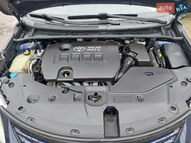 Синий Тойота Авенсис, объемом двигателя 1.8 л и пробегом 255 тыс. км за 8200 $, фото 12 на Automoto.ua