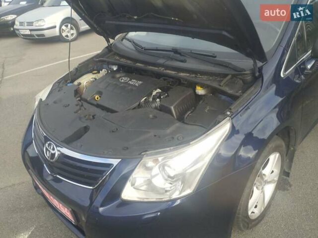 Синий Тойота Авенсис, объемом двигателя 1.6 л и пробегом 239 тыс. км за 8150 $, фото 10 на Automoto.ua