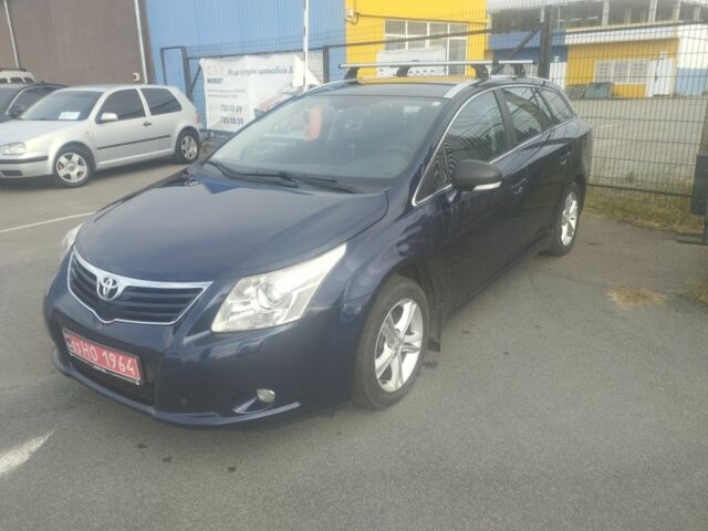 Синий Тойота Авенсис, объемом двигателя 1.6 л и пробегом 238 тыс. км за 7999 $, фото 1 на Automoto.ua