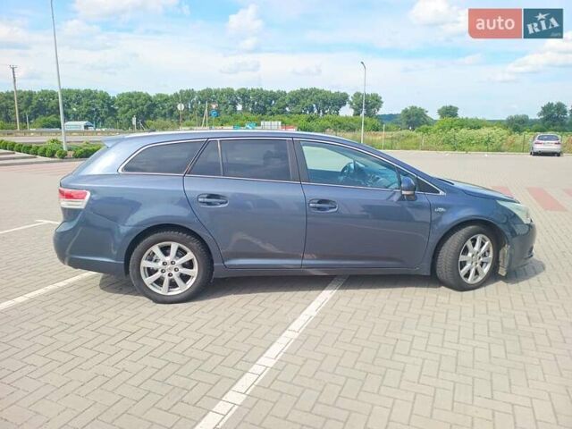 Синий Тойота Авенсис, объемом двигателя 2.23 л и пробегом 227 тыс. км за 8500 $, фото 4 на Automoto.ua