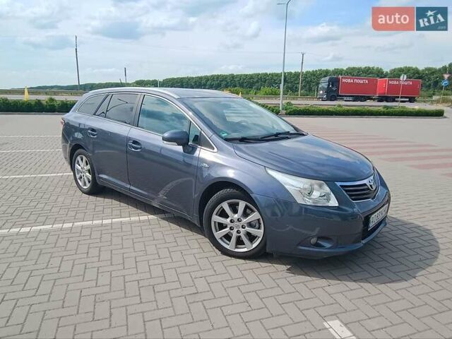 Синий Тойота Авенсис, объемом двигателя 2.23 л и пробегом 231 тыс. км за 8500 $, фото 3 на Automoto.ua