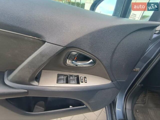 Синий Тойота Авенсис, объемом двигателя 2.23 л и пробегом 231 тыс. км за 8500 $, фото 23 на Automoto.ua