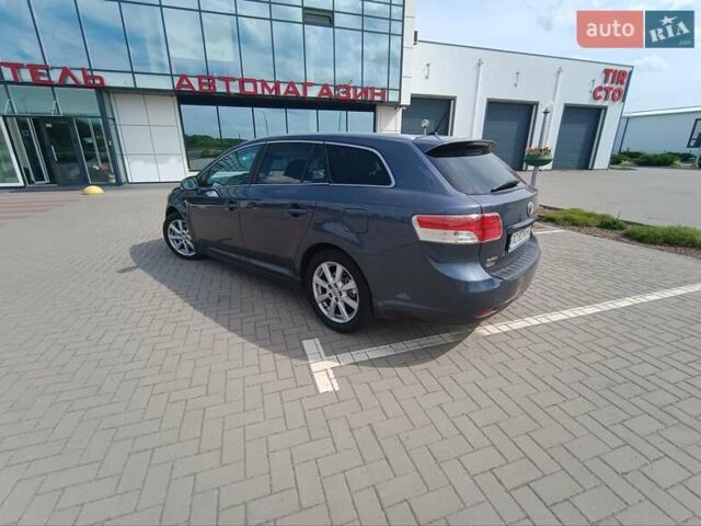 Синий Тойота Авенсис, объемом двигателя 2.23 л и пробегом 227 тыс. км за 8500 $, фото 1 на Automoto.ua