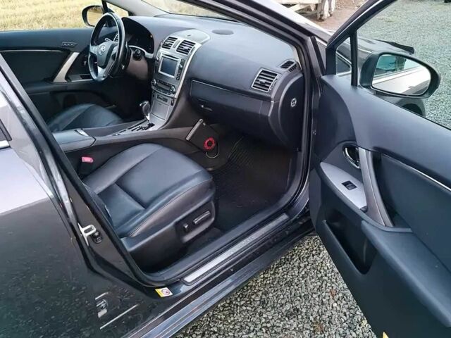 Синій Тойота Авенсіс, об'ємом двигуна 1.8 л та пробігом 93 тис. км за 4300 $, фото 8 на Automoto.ua